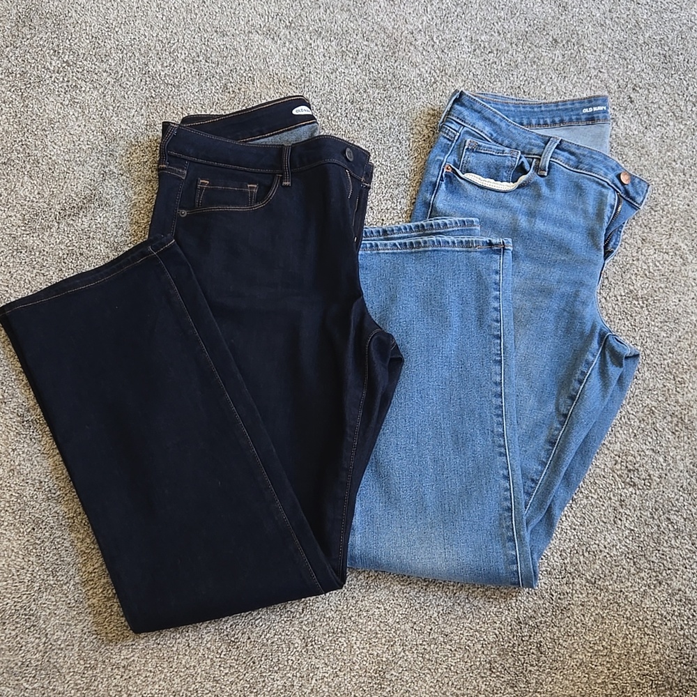 Women old navy jeans size 12
